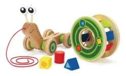 Trekfiguur Hape: Walk-a-Long Snail -Kinder Speelgoeds Winkel houten trekdier hape walk a long slak 1 1